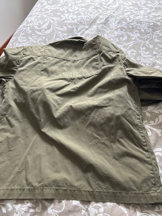 Cazadora  impermeable verde militar