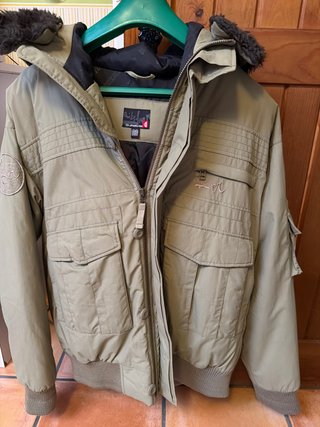 Cazadora Quiksilver verde oliva