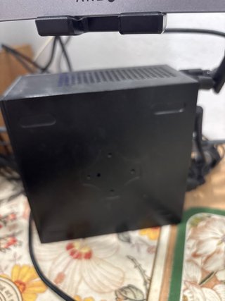 Mini PC ASRock A300 - Ryzen 3400G / 16GB / 500GB
