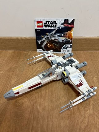 Lego Star Wars X-Wing 75301