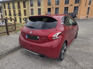 Peugeot 208 2014