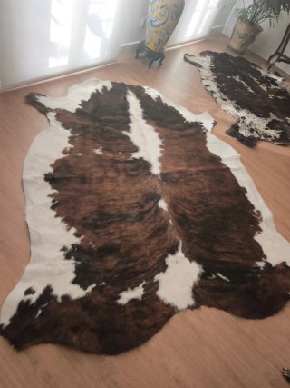 2 alfombras piel vaca