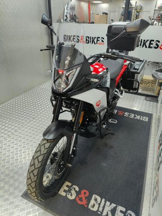 Macbor Montana XR1 Evo Adventure semi nueva