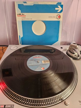 Libe DJ - Kamikaze | Techno 12 Vinilo