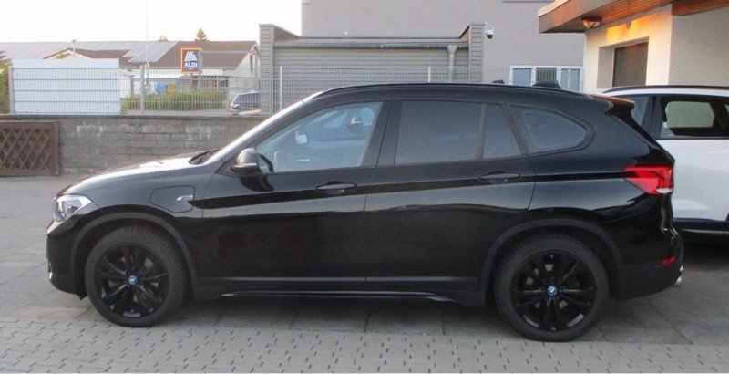 BMW X1 2022, foto 2