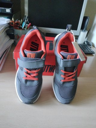 Zapatillas deportivas nuevas t36