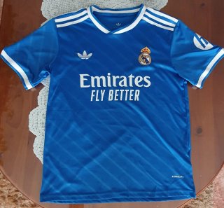 Camiseta Real Madrid Adidas Azul Emirates