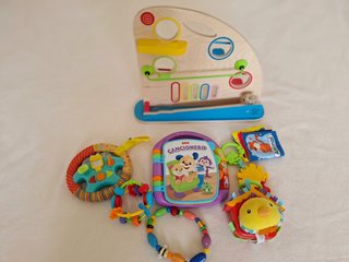 Lote Juguetes Bebé Madera y Fisher-Price