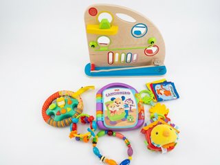 Lote Juguetes Bebé Madera y Fisher-Price