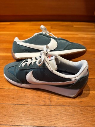Zapatillas Nike Verdes y Blancas