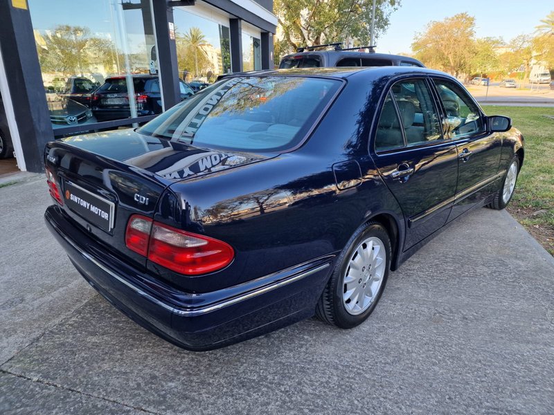 Mercedes-Benz Clase E 2000, foto 10