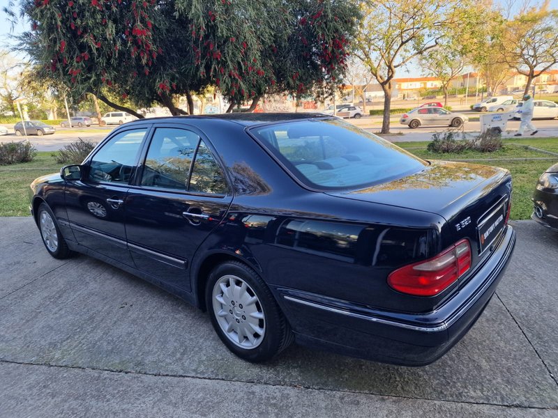 Mercedes-Benz Clase E 2000, foto 12