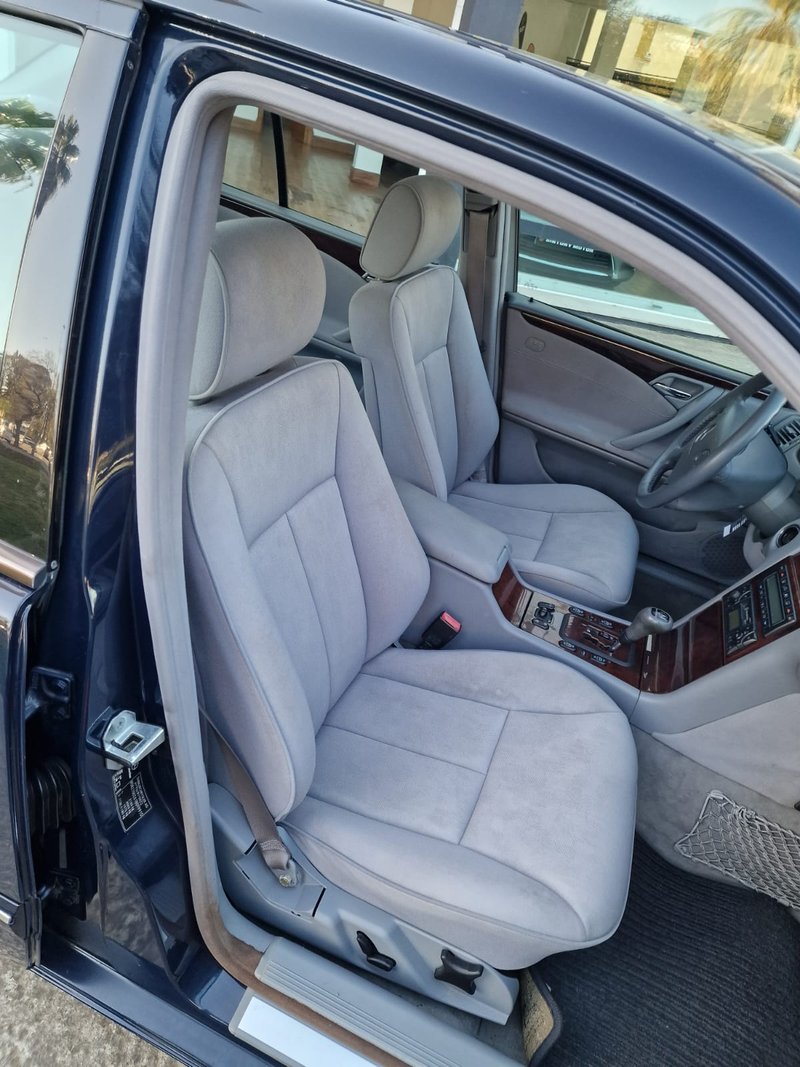 Mercedes-Benz Clase E 2000, foto 16