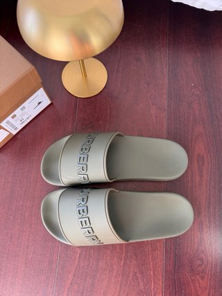 Chanclas Burberry Logo Verde Oscuro Talla
