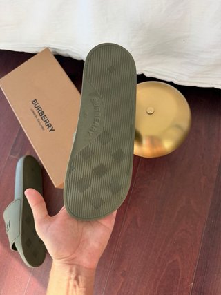 Chanclas Burberry Logo Verde Oscuro Talla