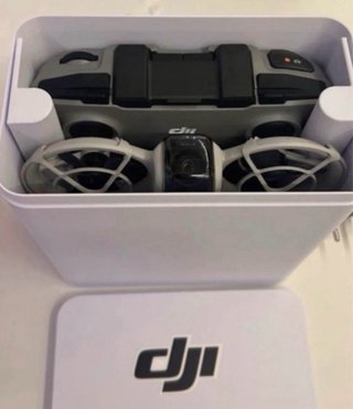 Dron DJI Neo + Mando RC-N3