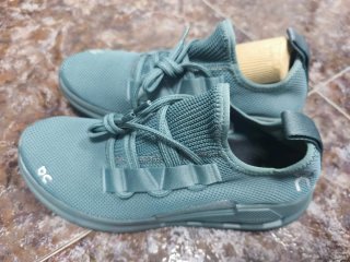 Zapatillas On Running Cloud Easy Loop Talla 38.5