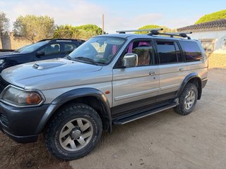 Mitsubishi Montero 2003