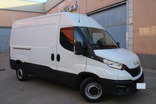 IVECO daily l2 h2 furgon 136cv ** año: 2021**