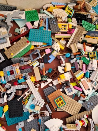 Lotto LEGO Misto 2,7 kg con Minifigure UP e Star W