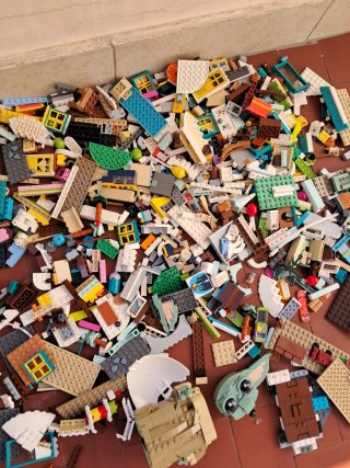 Lotto LEGO Misto 2,7 kg con Minifigure UP e Star W