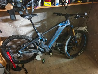 Bicicleta eléctrica Mondraker 900km y dos baterías