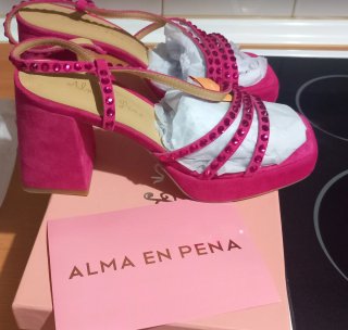 Sandalias Alma en Pena rosas con pedrería