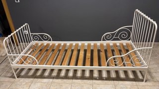Cama infantil extensible IKEA MINNEN blanca
