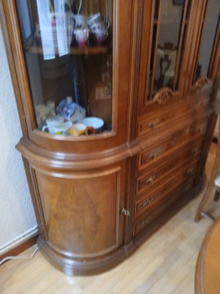 Vitrina comedor madera y cristal