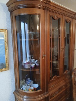 Vitrina comedor madera y cristal