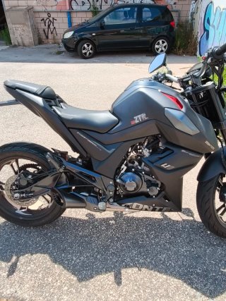 Zontes U125 Naked Negra