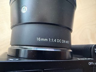 Sony ZV-E10 Cámara Mirrorless + Sigma 16mm +BPM