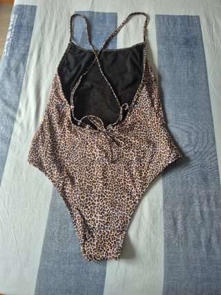 Costume da bagno donna con stampa leopardo