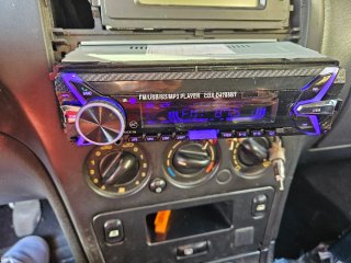 Radio CD MP3 USB Bluetooth CDX-D4785BT