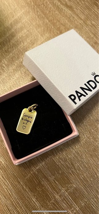 Collar Pandora Oro 14k Grabado Con caja nuevo
