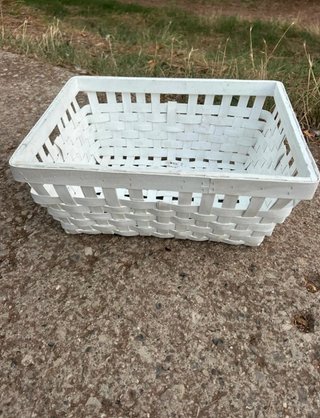 Cesta de mimbre blanca Ikea