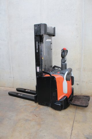 Apilador BT SPE160 act7968