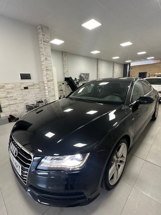 Audi A7 2012