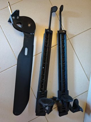 Timón y pedales para kayak