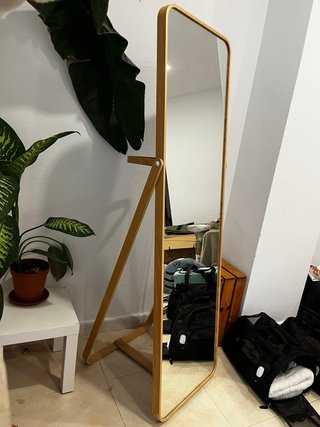 Espejo de pie IKORNNES - IKEA