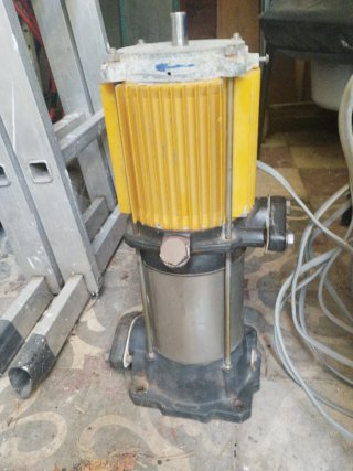 Bomba de agua trifásica ESPA