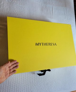 Scatola Mytheresa Gialla Grande