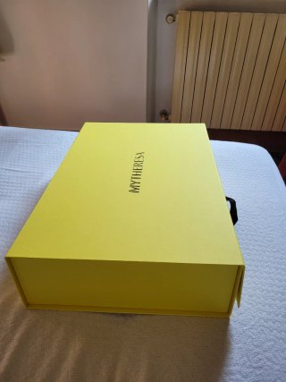 Scatola Mytheresa Gialla Grande