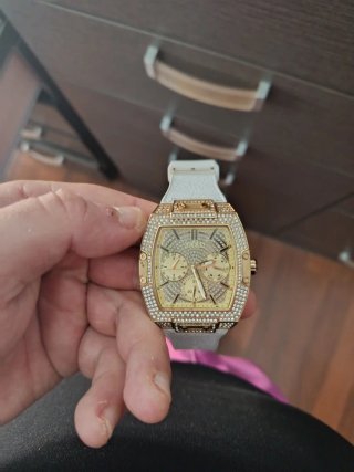 Reloj Guess Dorado y Blanco