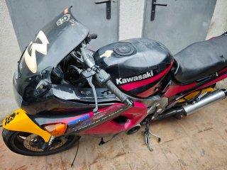 Kawasaki ZZR 600
