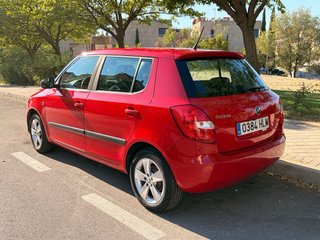 Skoda Fabia 2012 con extras