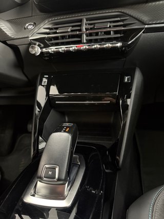 PEUGEOT 2008 1.5 BLUEHDI 130CV - 2021