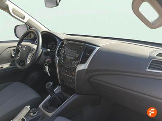 Mitsubishi L200 C/C 220 DI-D M-Pro
