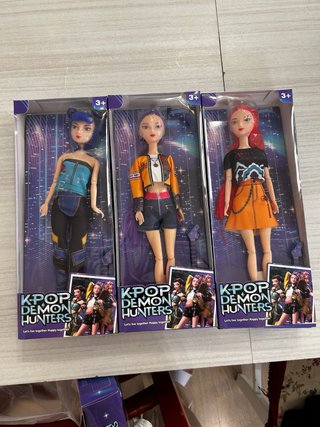 Set 3 bambole Kpop Demon Hunters Nuove sigillate
