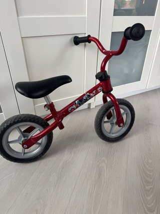 Bicicleta sin pedales Chicco First Bike
